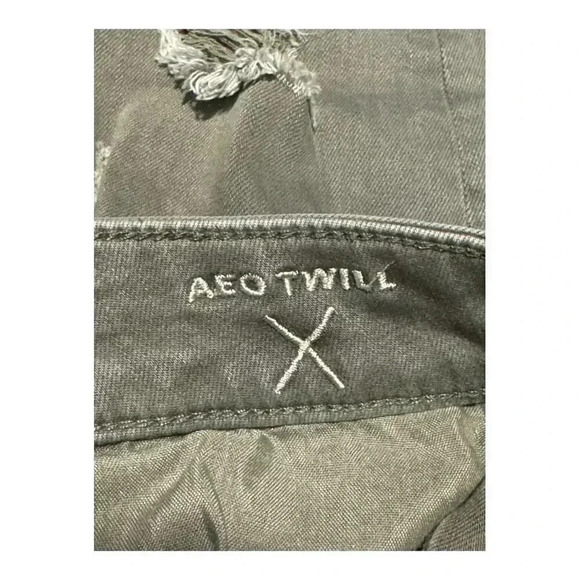 American Eagle Women's Size 4 Regular Super-Stretch Distressed Green Jeggings - Picture 5 of 7